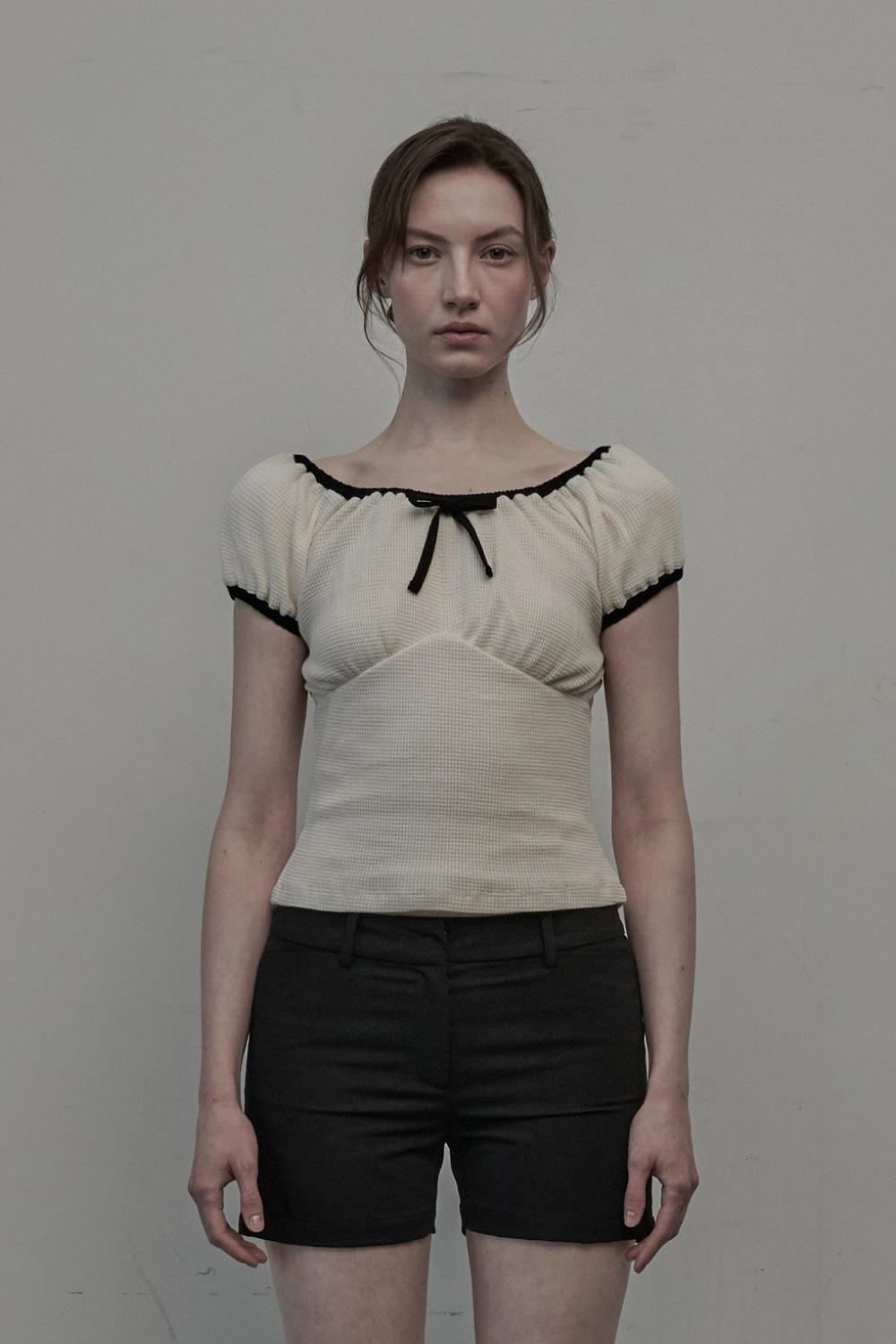 June shirring Top-Cream