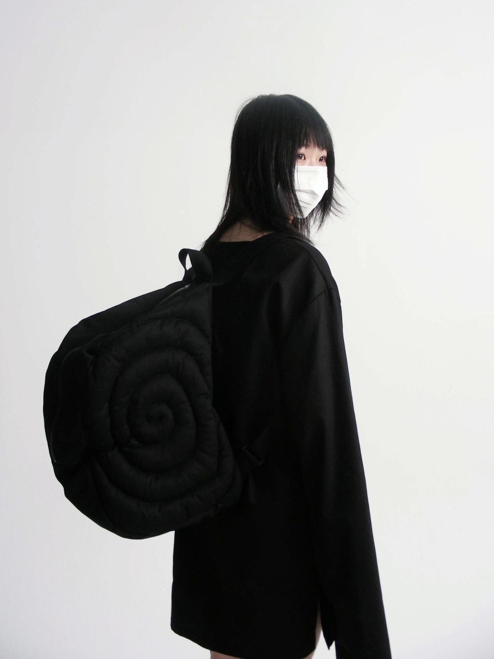 ☆Handmade☆ Snails don't collapse (black)