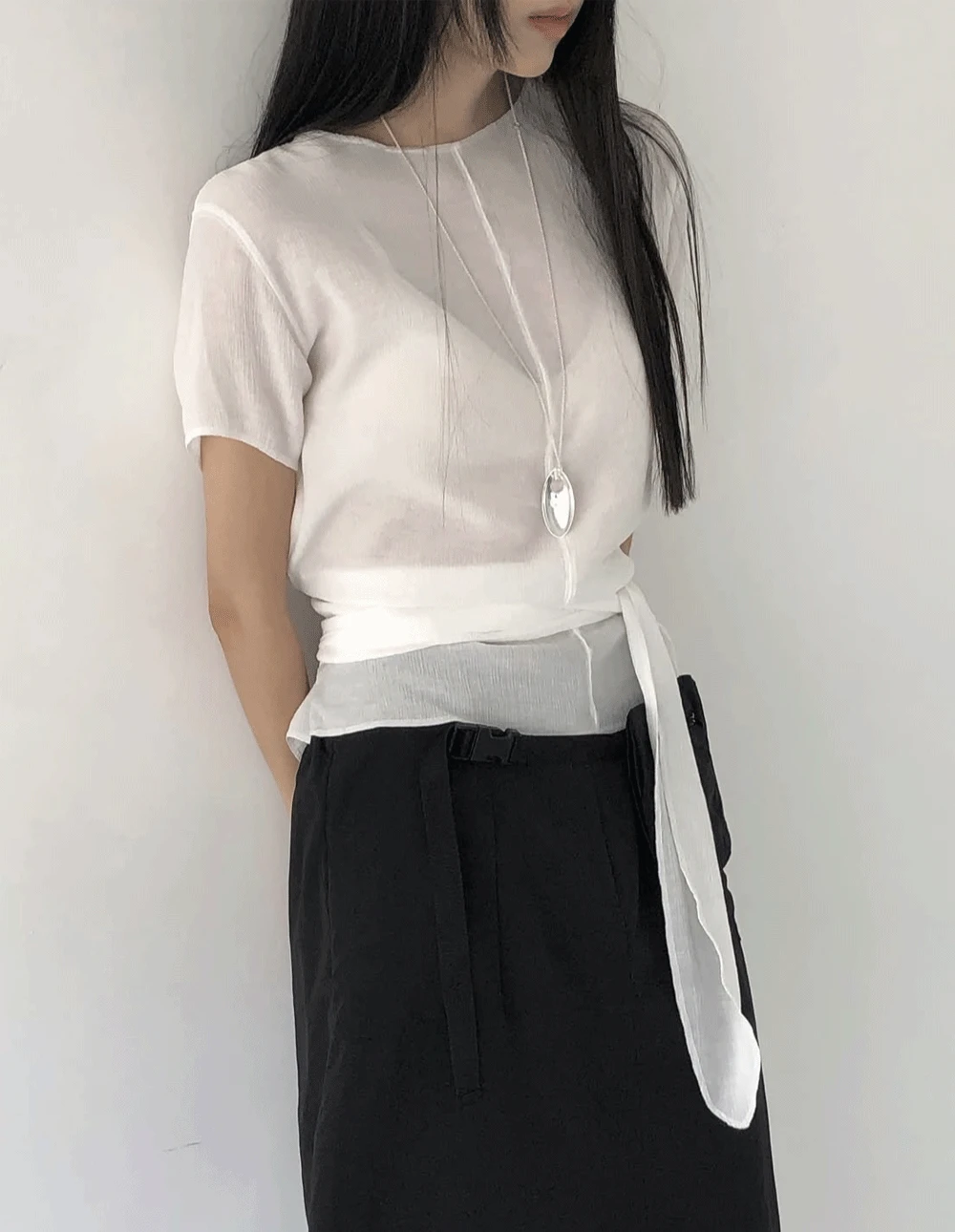 랩 스트랩 블라우스 - BL