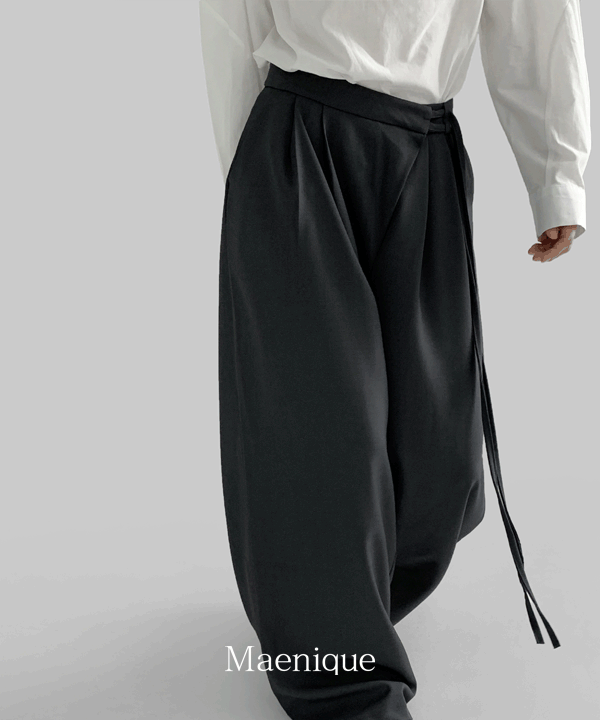 매니크 [MNQ] 나투라 스트랩 랩 슬랙스