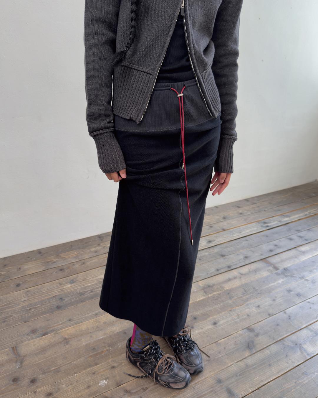 LEATHER STRING TERRY LONG SKIRT-BLACK