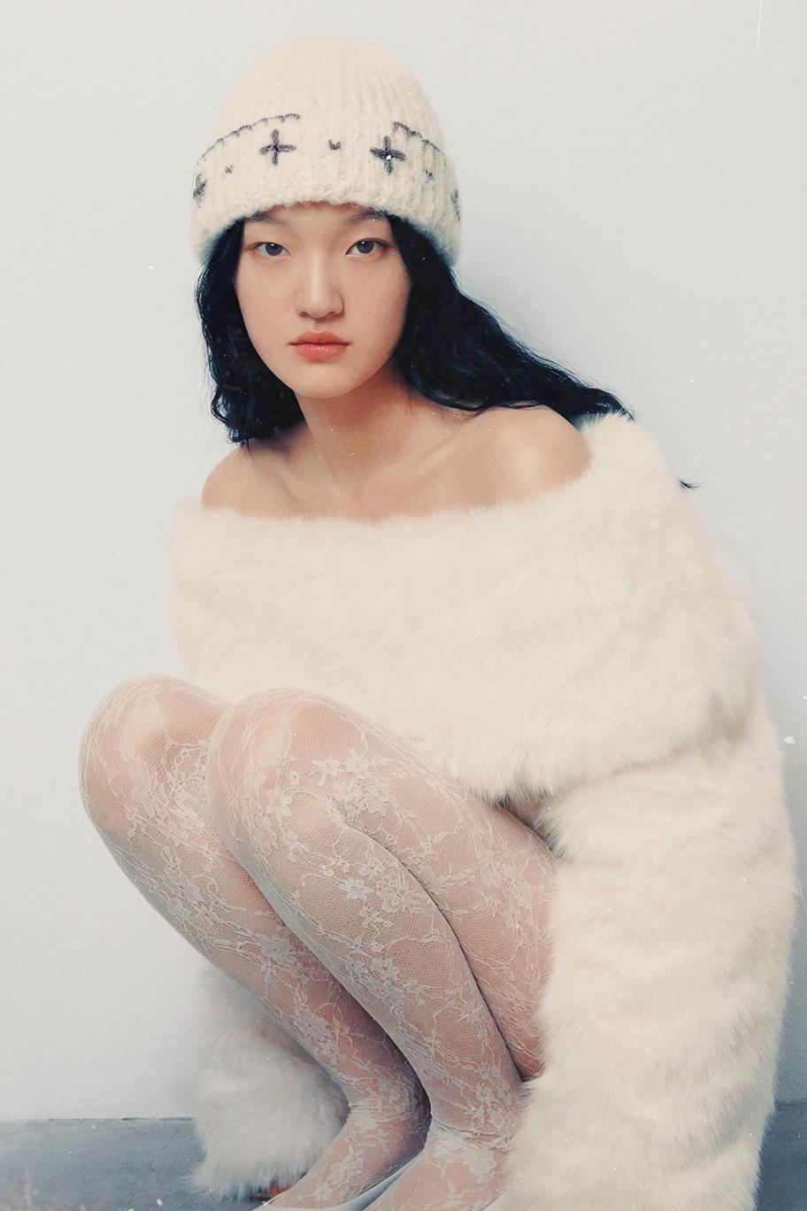 Flower Hand Stitched Beanie_IVORY