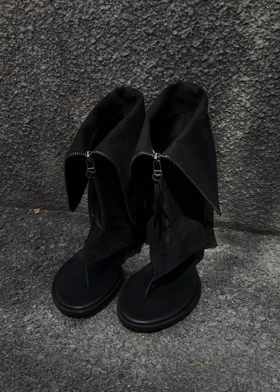 ECLIPSE LINEN FLIP FLOP BOOTS