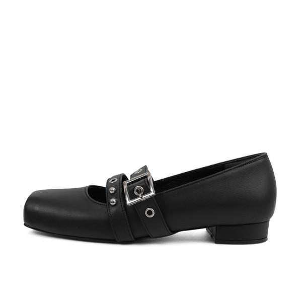 Bold strap mary jane