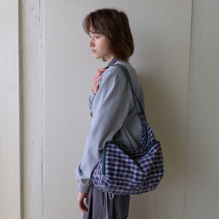 180. Square Multi Bag_Navy check