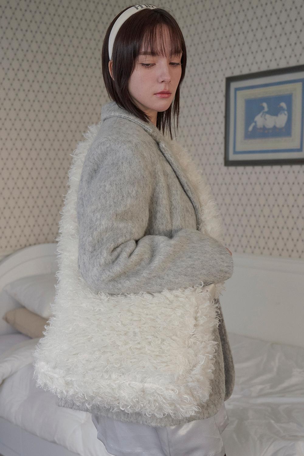 POODLE FUR BAG IN IVORY (medium)