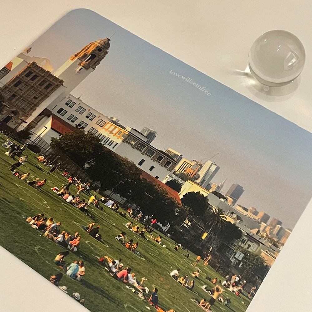 Summertime mouse pad 러브앤프리 마우스패드 lovewillsetufree