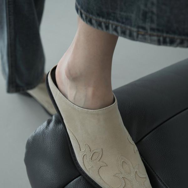 Della 델라 웨스턴 스퀘어 뮬