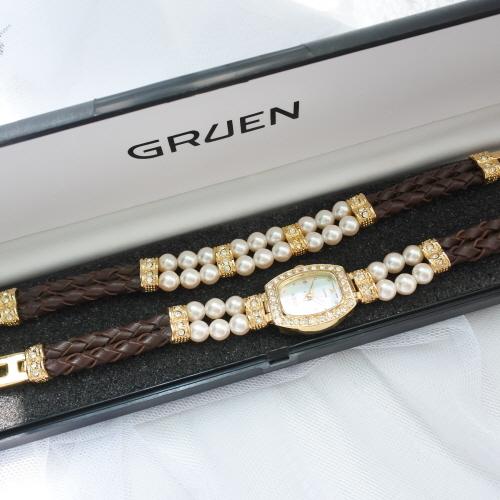 1990-2000 GRUEN faux pearl watch set