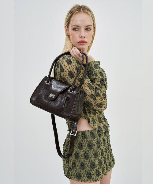 파오 롱 핸드백 초코 브라운 크링클