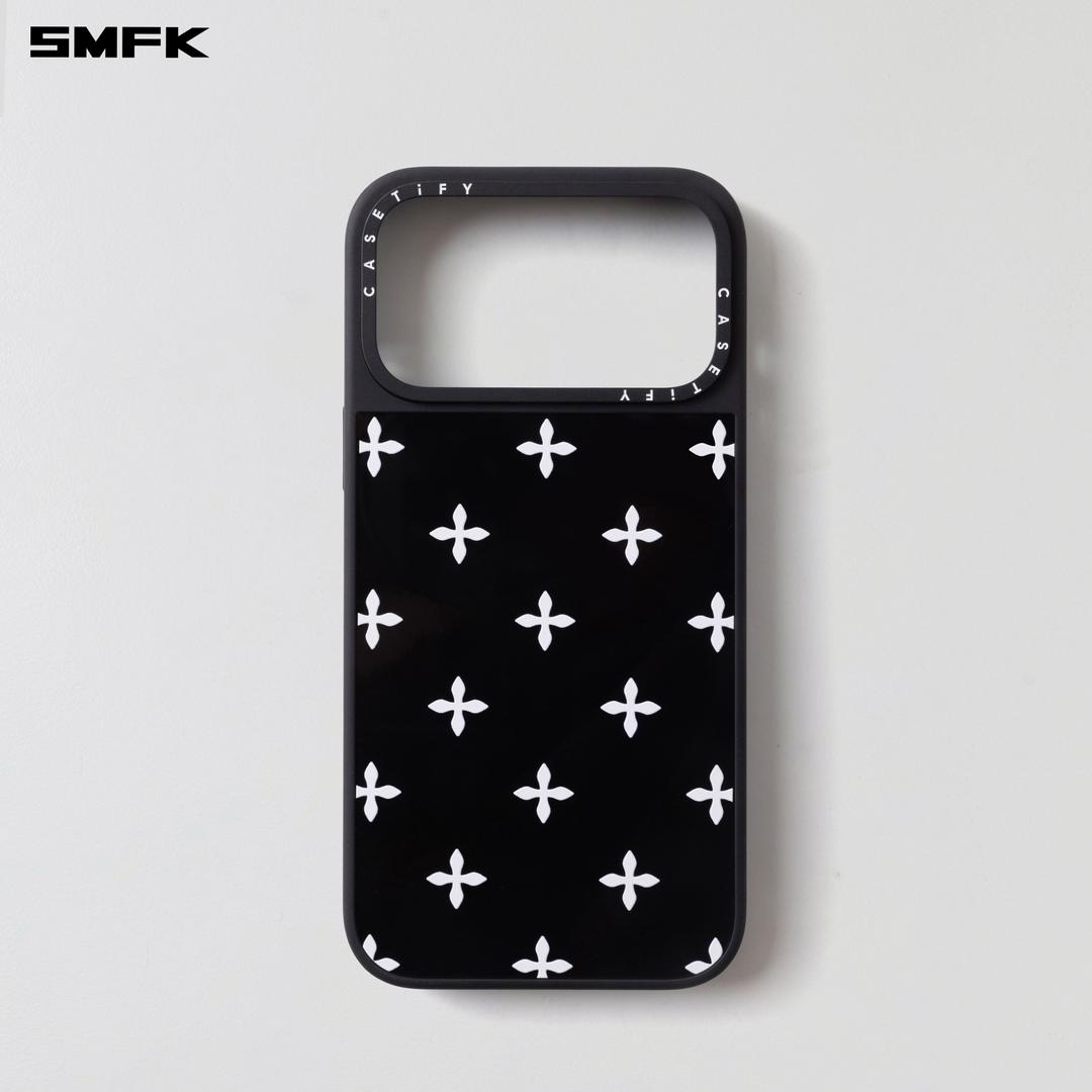 SMFK X CASETiFY 콜라보레이션 블랙 가든 아이폰 17 프로 맥스 케이스 - iPhone 17 Pro Max
