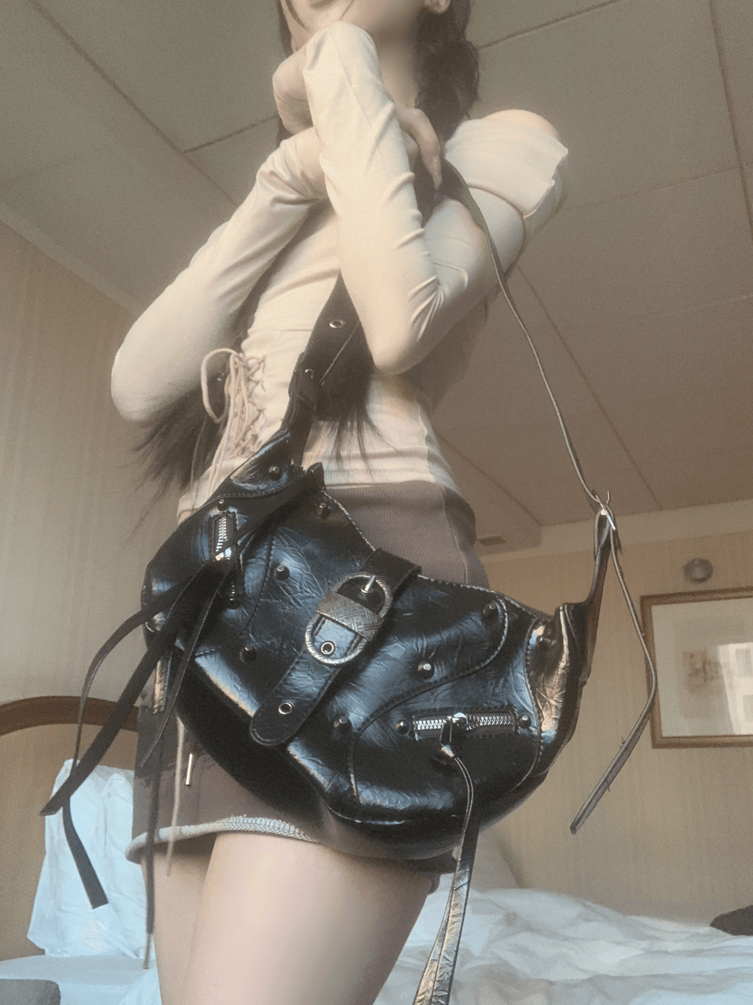 Paramon y2k buckle shoulder bag