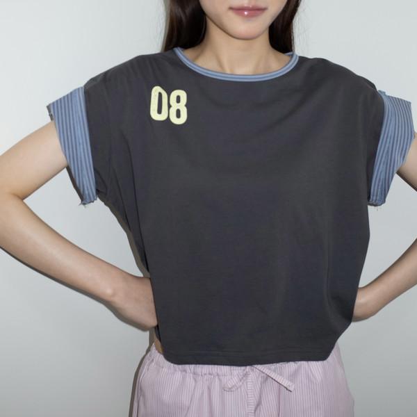 [6월 2일 출고] BUTTON DOUBLE SLEEVE T (CHARCOAL)