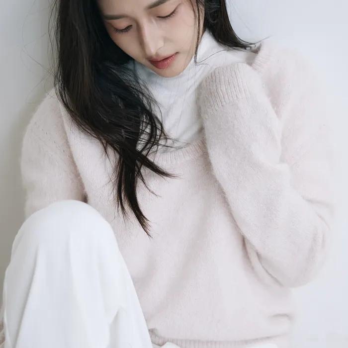 Palette deep neck knit (pink)
