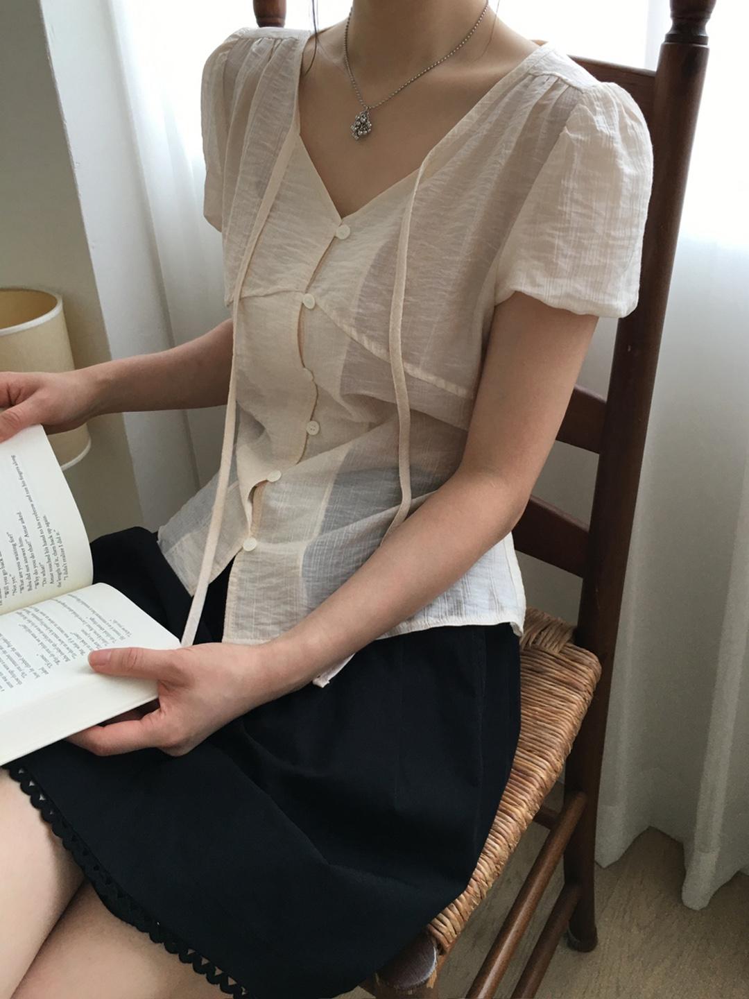 노비야카 Sohwa blouse (Ivory, black)