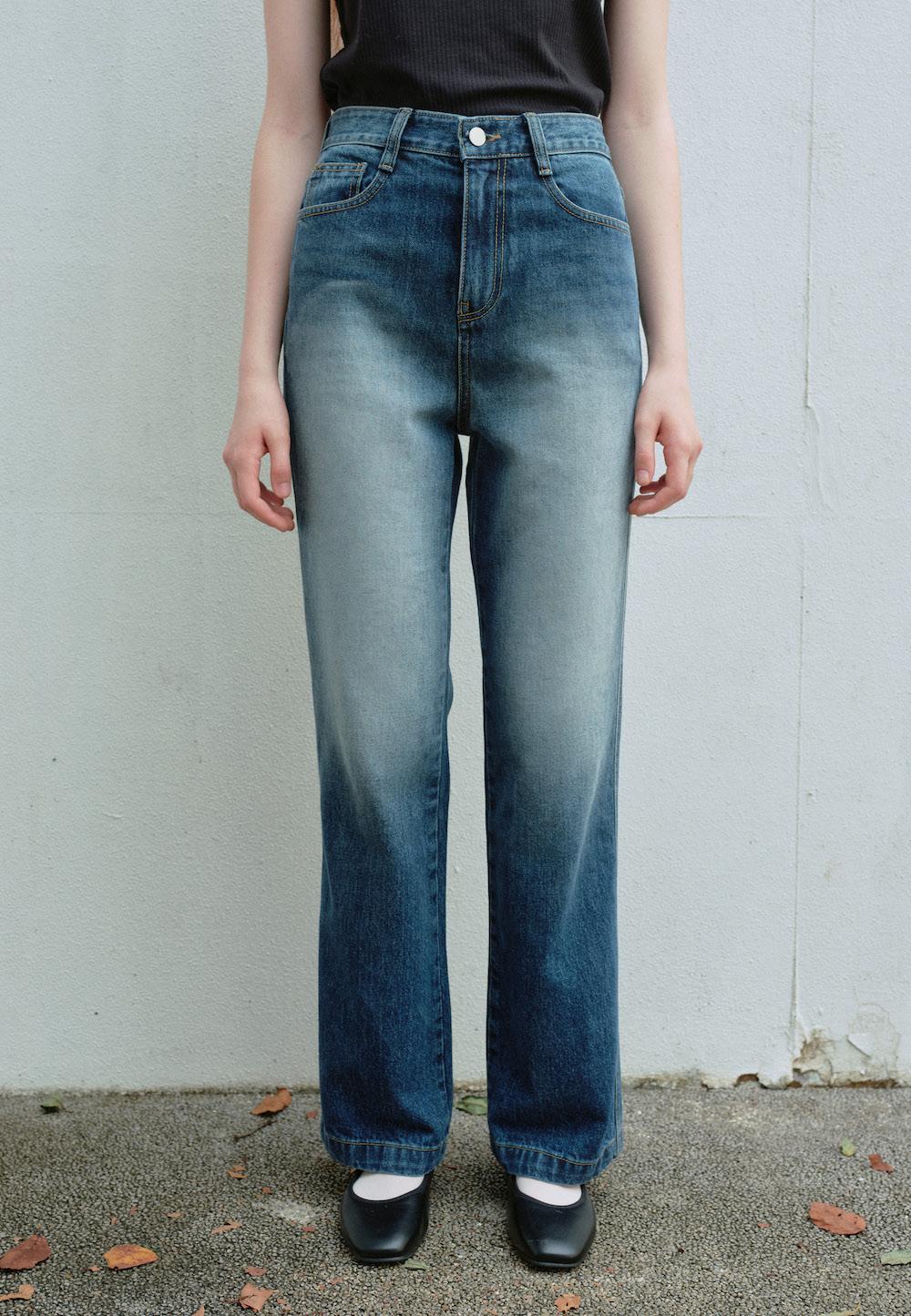 CLASSIC STRAIGHT CONE MILLS DENIM (BRUSHED BLUE)