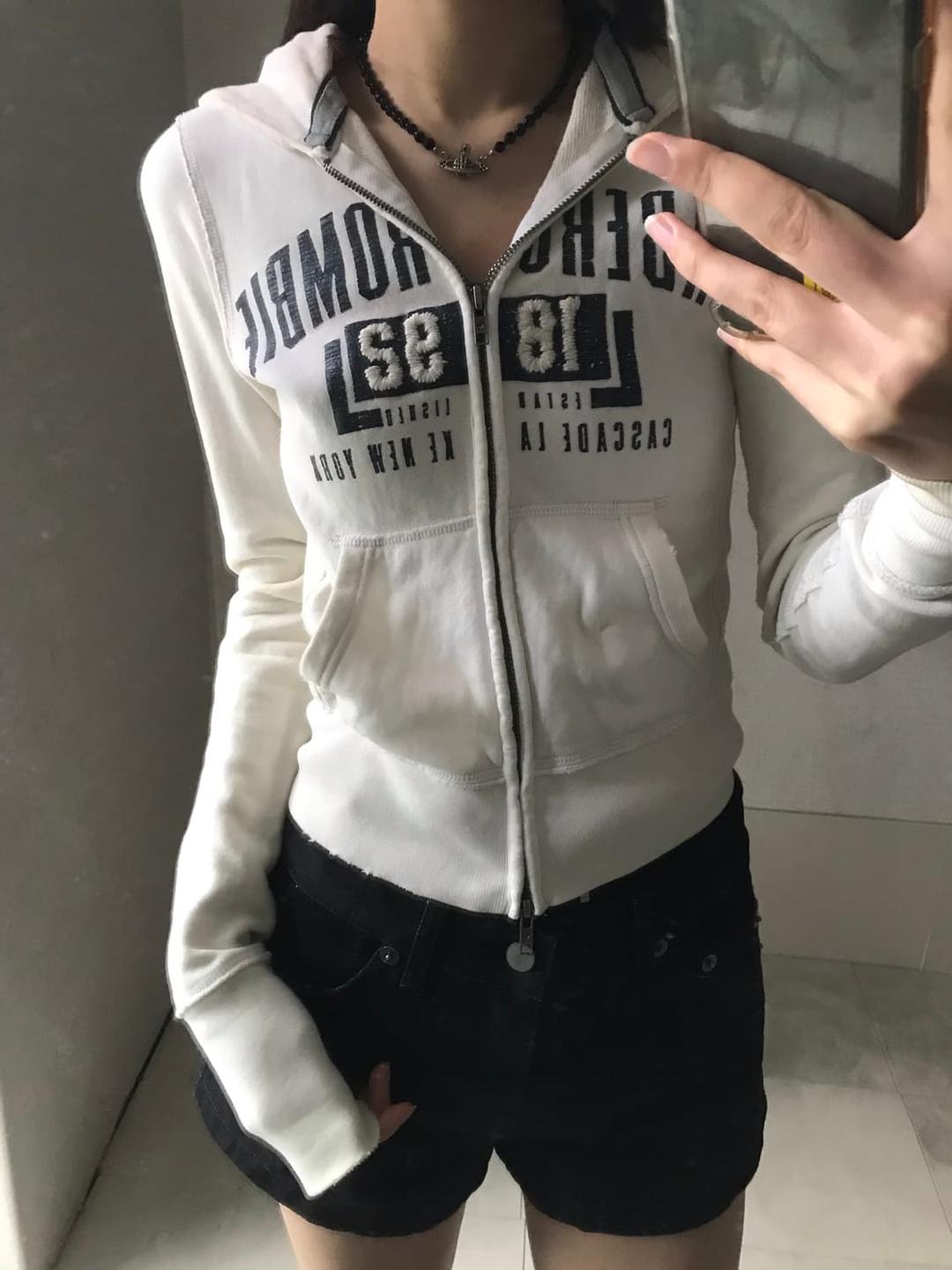 아베크롬비 화이트 슬림핏 후드집업 | 후루츠패밀리