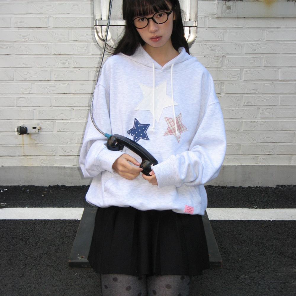 STAR PATCH MIXED APPLIQUE HOODIE WHITE MELANGE