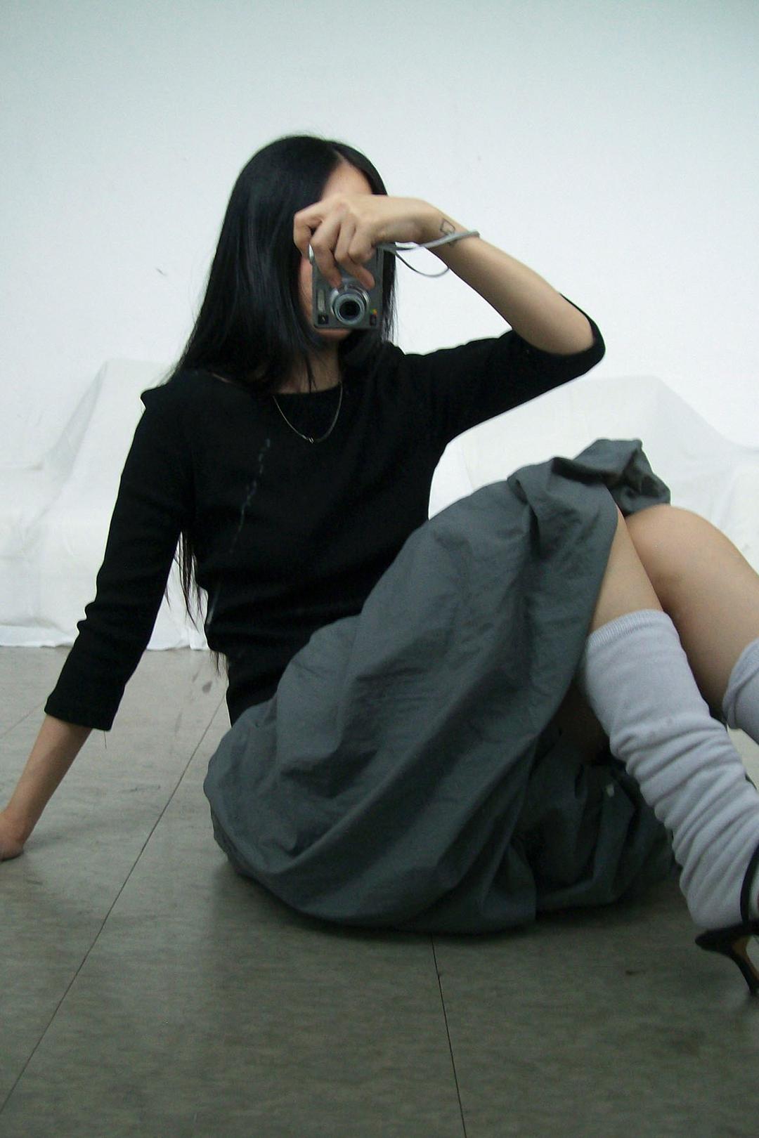 CROP SLEEVE T-SHIRT (BLACK)