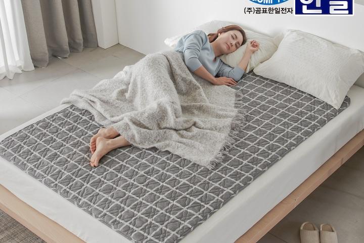 [오늘의딜] 곰표한일!전자파 걱정 NO! 무자계 안심 전기요 전기장판 전기매트 카본탄소매트