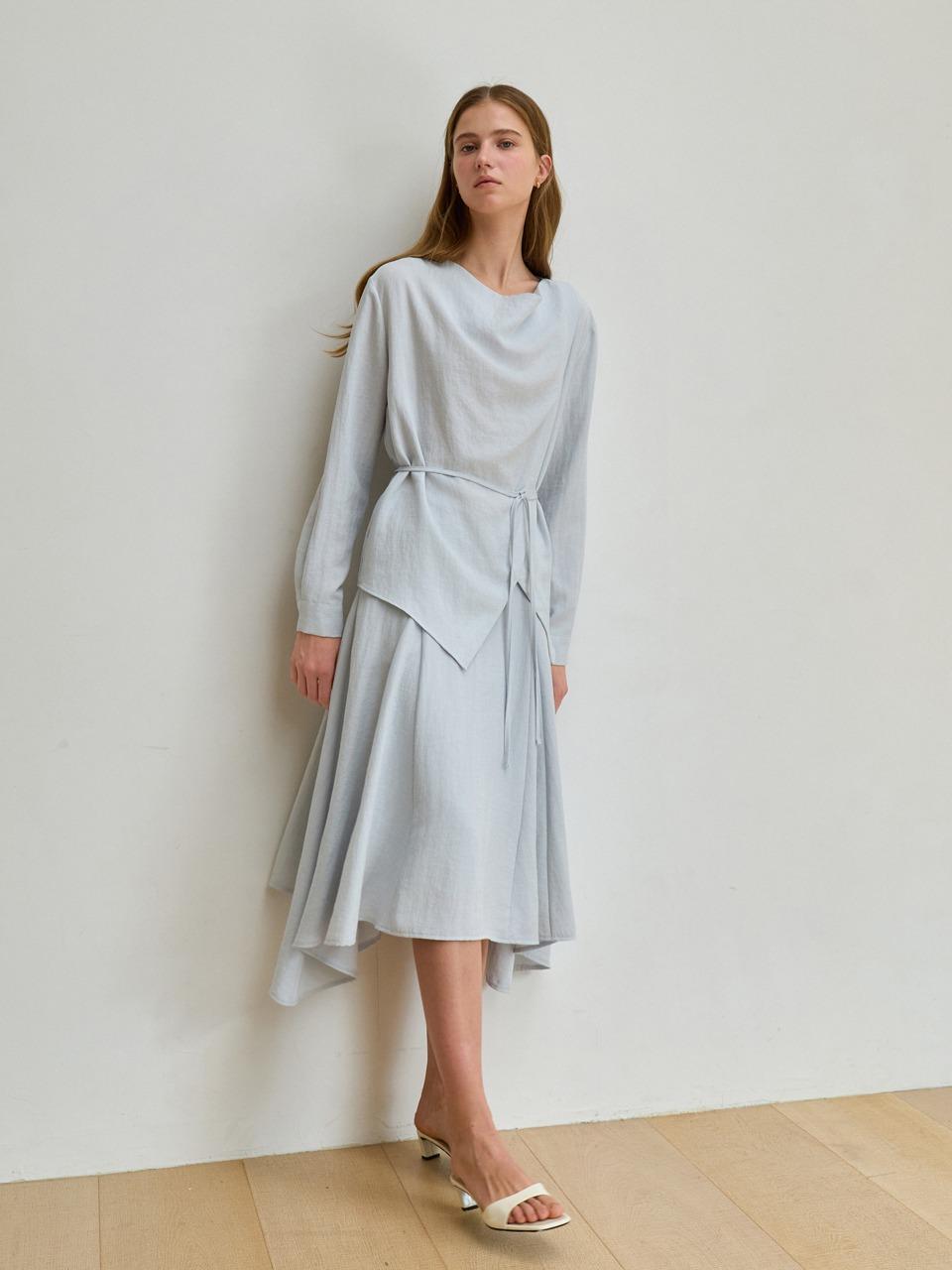 [세트] 페탈 드레이프 블라우스 + 페탈 언발란스 스커트 라이트블루 J1956