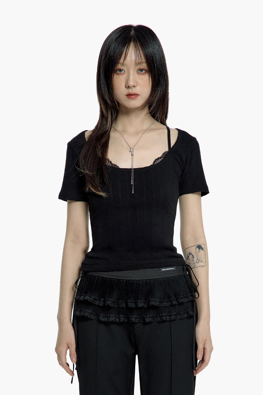 LACE POINT KNIT TOP BLACK