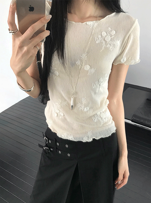 느웬 플라워 메쉬 반팔 티셔츠 (2colors) (자수티셔츠/메쉬티/보트넥/레이어드/물결티)