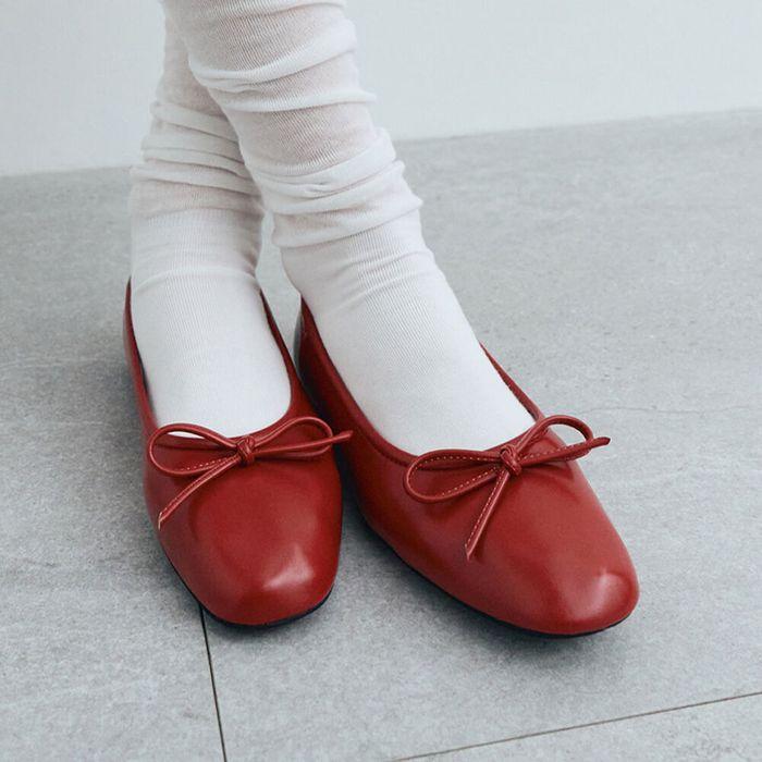 W RIBBON FLAT SHOES red