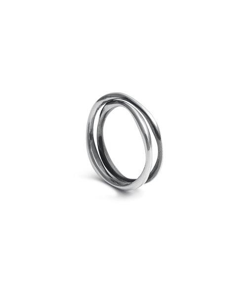 Twisted White Hole Ring