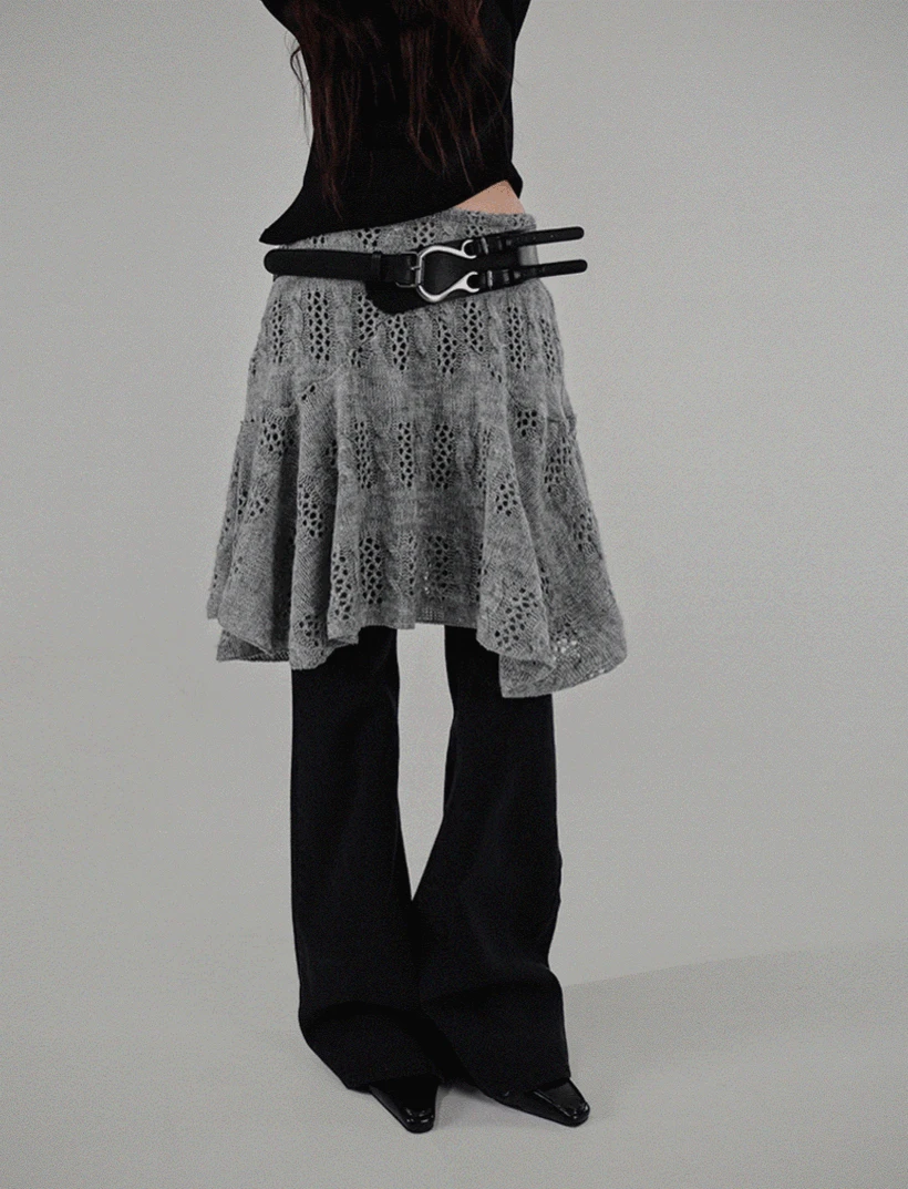 CUE LAYERED FLARE KNIT SKIRT 큐 레이어드 플레어 니트스커트  (2COLORS)