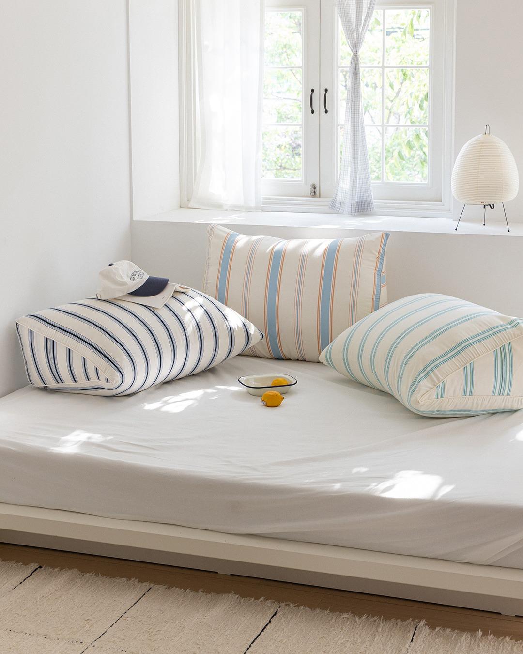 [1+1] 신상품 슬리브워싱 세미마이크로 삼각등쿠션 (솜포함) 10color