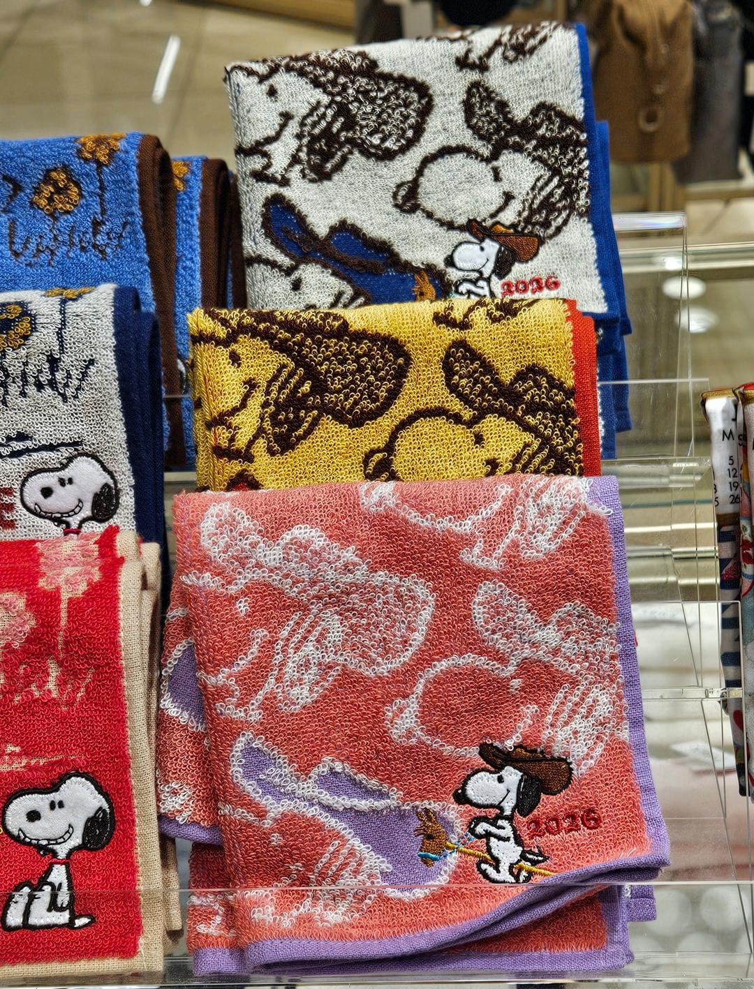 피너츠 스누피 병오년 패턴 타월 손수건