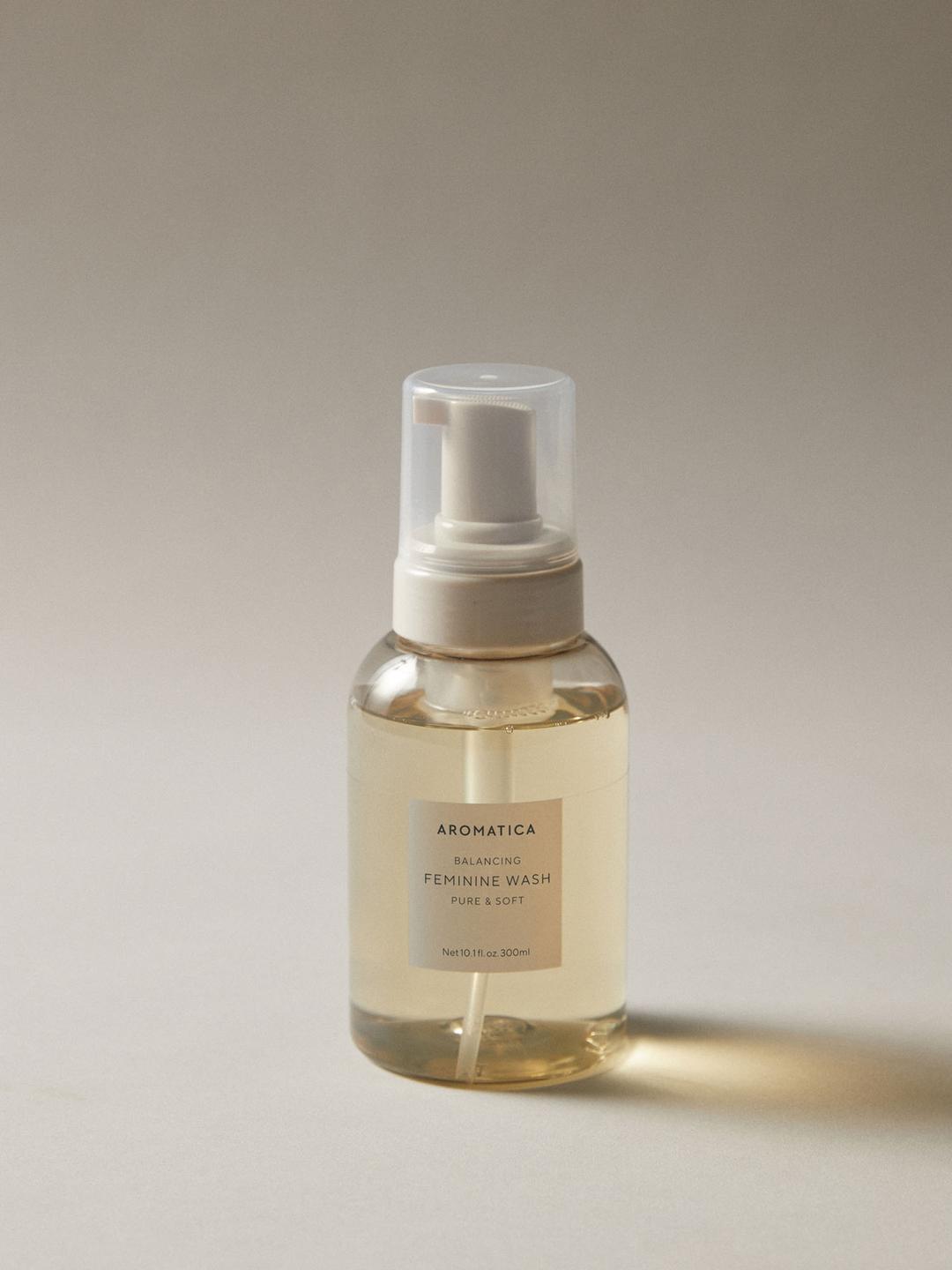 퓨어 앤 소프트 여성청결제 무향 300ML