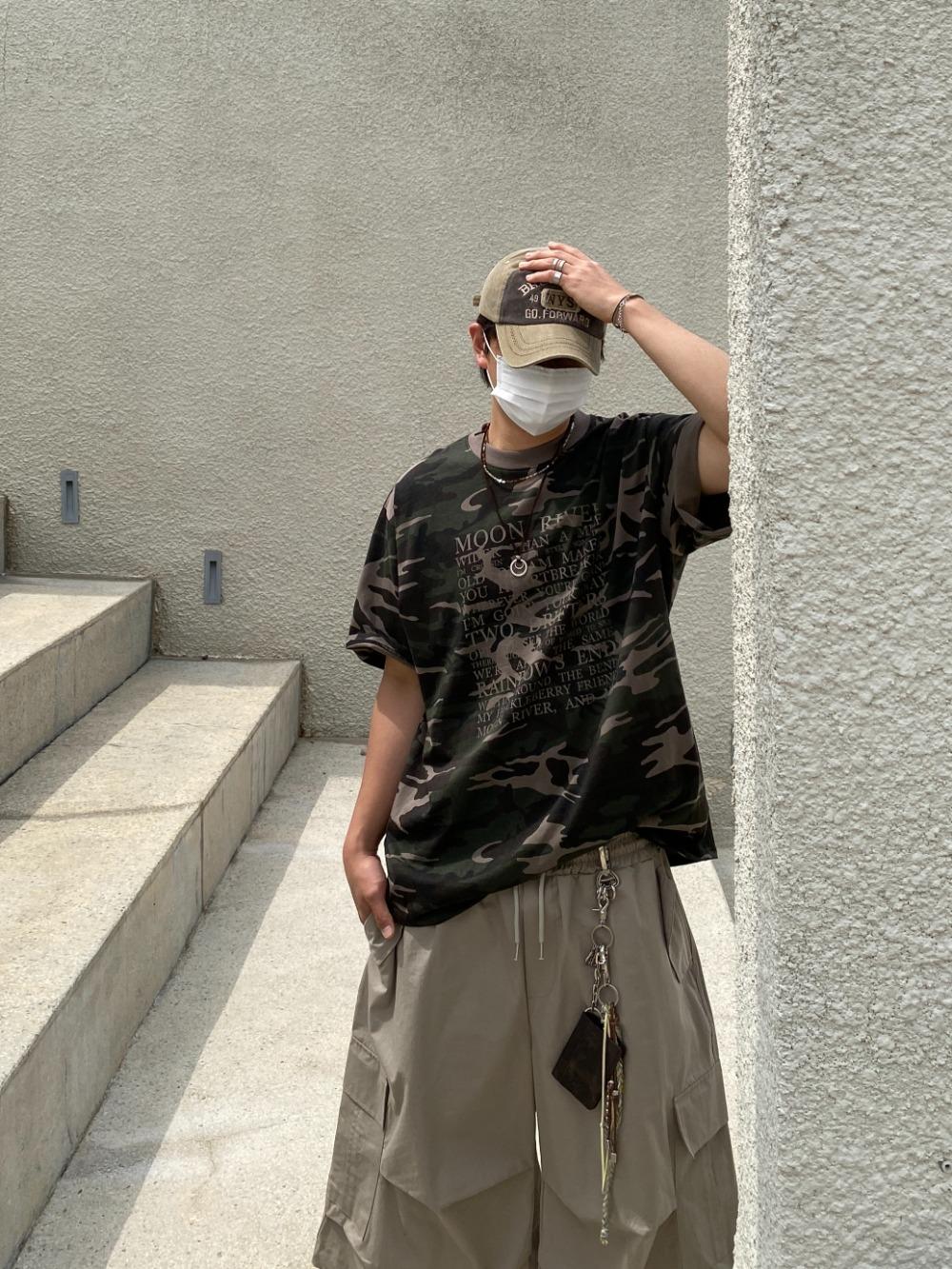 Camo Moon River 반팔티 2C