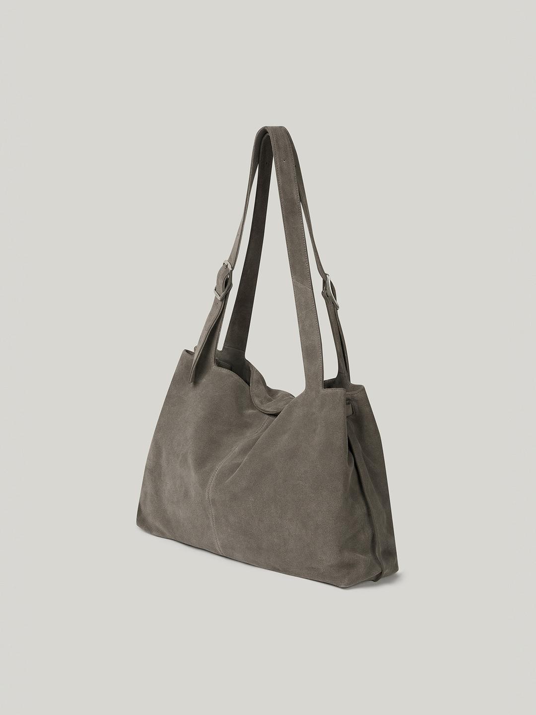 BRISE GRAND BAG (SUEDE GREY)