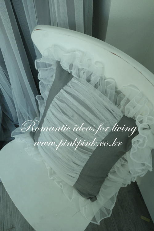 *줄리에뜨 프릴 쿠션