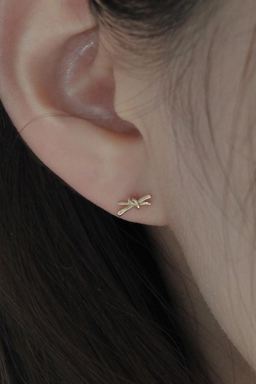 14k tie ribbon piercing