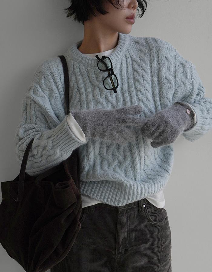 노아케이블니트