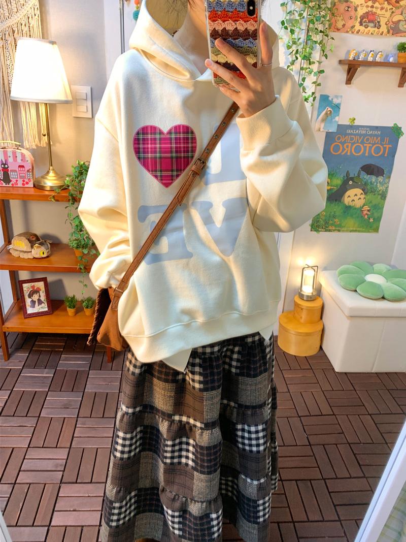 Love patch hood ( 2 color )