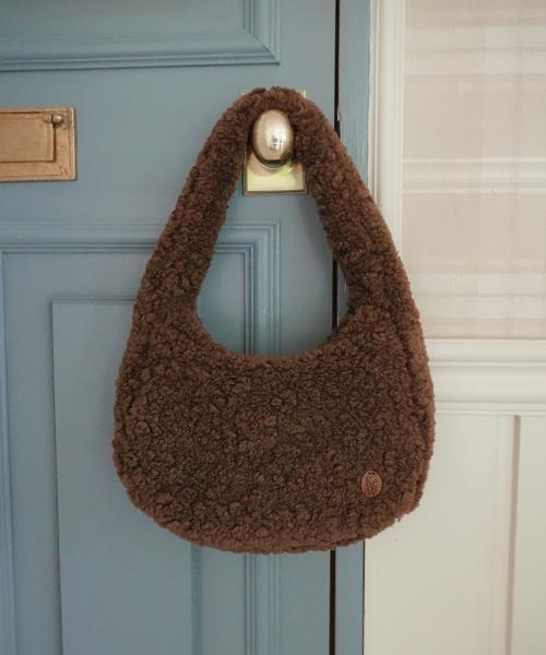 부클 플리스 숄더백(KD3BCG3107FBRN)