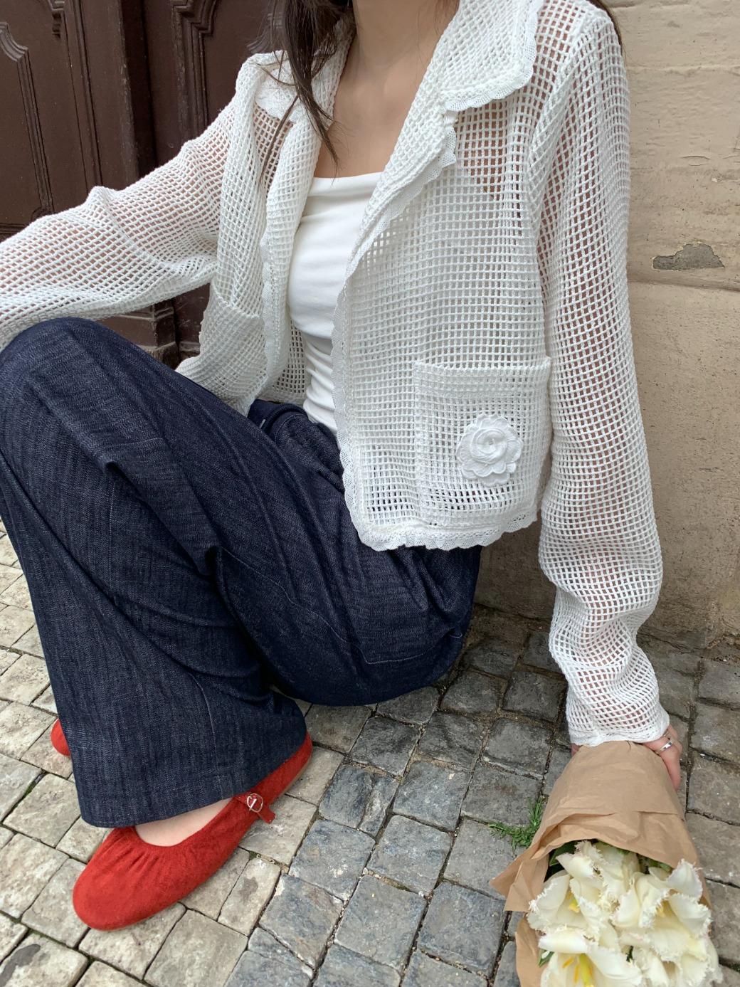 DA. Rose Pocket Crochet Cardigan