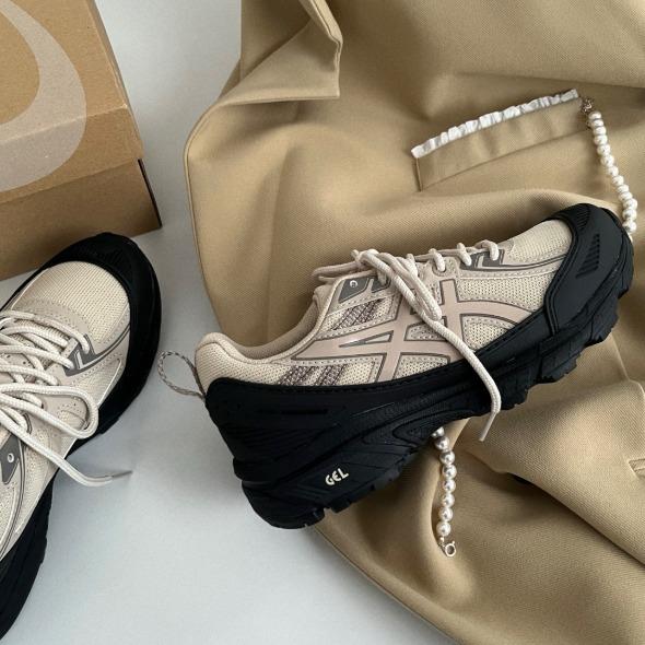 [해외]아식스 젤 벤쳐6 쉴드 블랙 페더그레이 1203A474-002