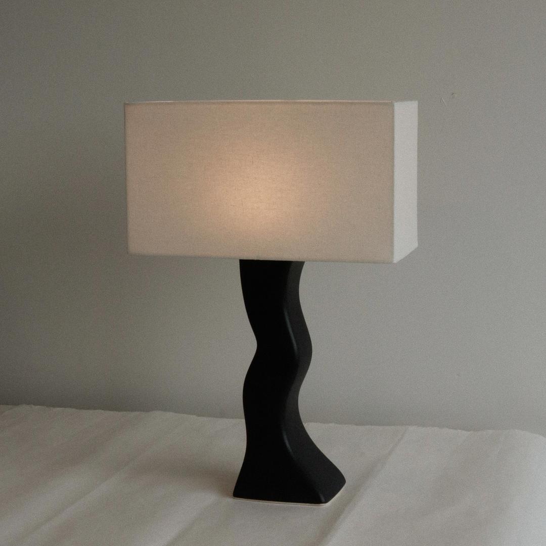 WILLOW LAMP - deep black