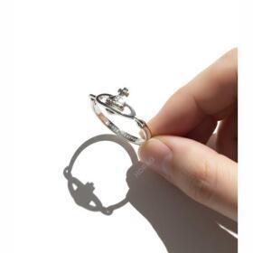 비비안웨스트우드 26SS VENDOME RING (64040011 01P019 SM) (방돔 링)