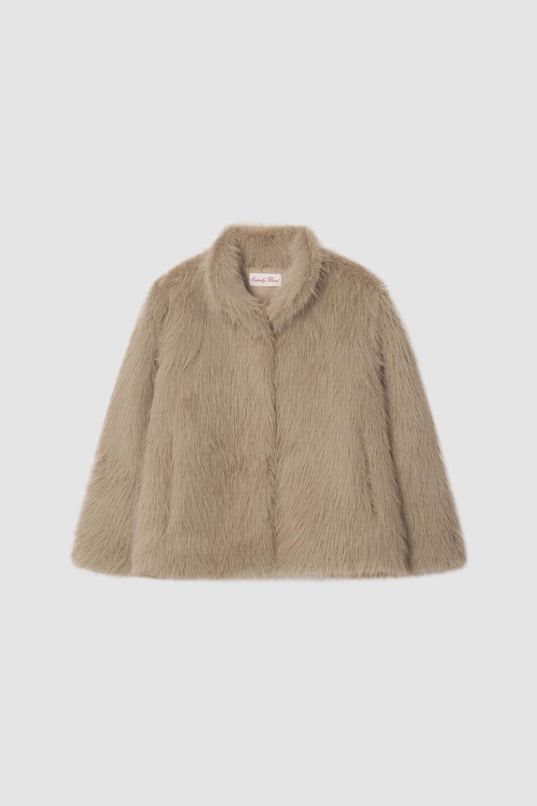 6th) Sasha Beige Fur Jacket