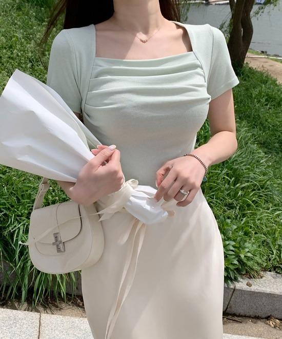 유니콩 [크롭맛집] 반팔ver. 아모레 셔링 볼레로 스퀘어넥 언발 반소매 티셔츠