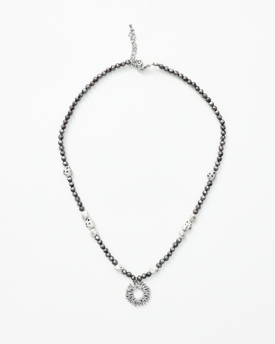 PEBBLE SYMBOL NECKLACE (BLACK SILVER)