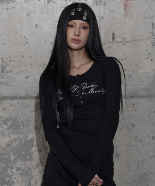 스냅 레터링 롱슬리브 (BLACK) F25ZB028