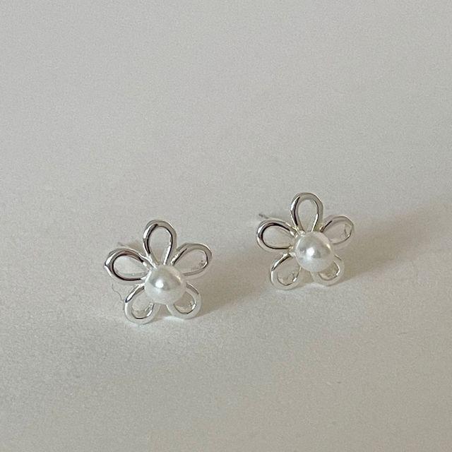 [당일발송/92.5 Silver] Thin flower pearl earrings
