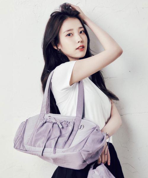 NBGCFSW105 / 글로시 리본 더플백 (VIOLET)